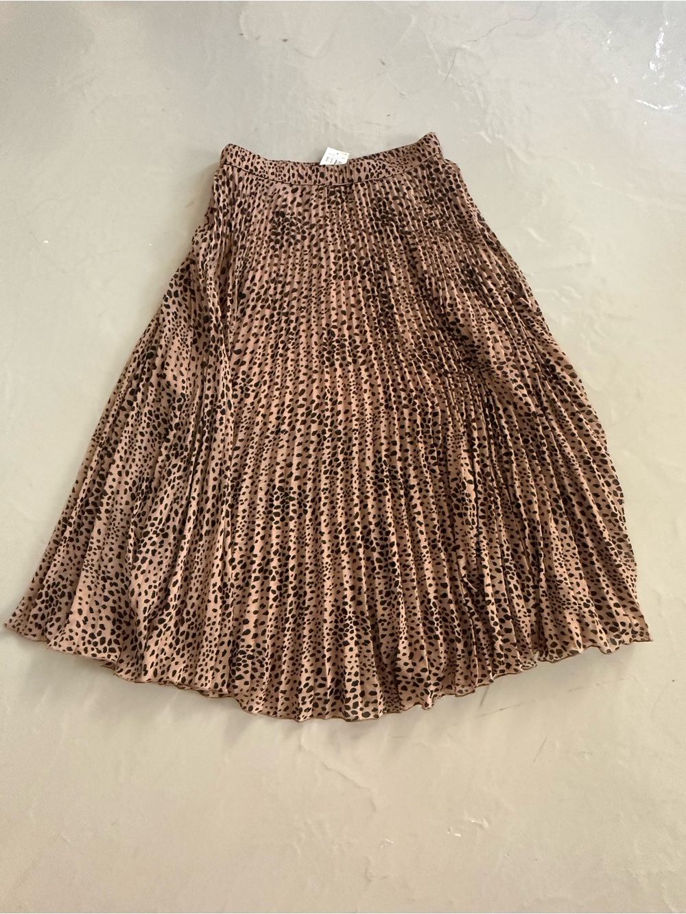 Abercrombie & Fitch Leopard Print Midi Skirt in S- NWT